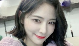 许佳琪爆料真实体重视频,揭秘明星体重背后的故事