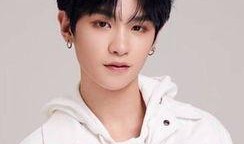 圈内人士爆料黄明昊,圈内人士独家爆料揭秘