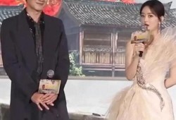 娱乐八卦每日爆料吃瓜视频,每日吃瓜视频，明星幕后故事大曝光！